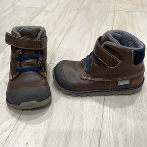8T See Kai Run waterproof winter boots